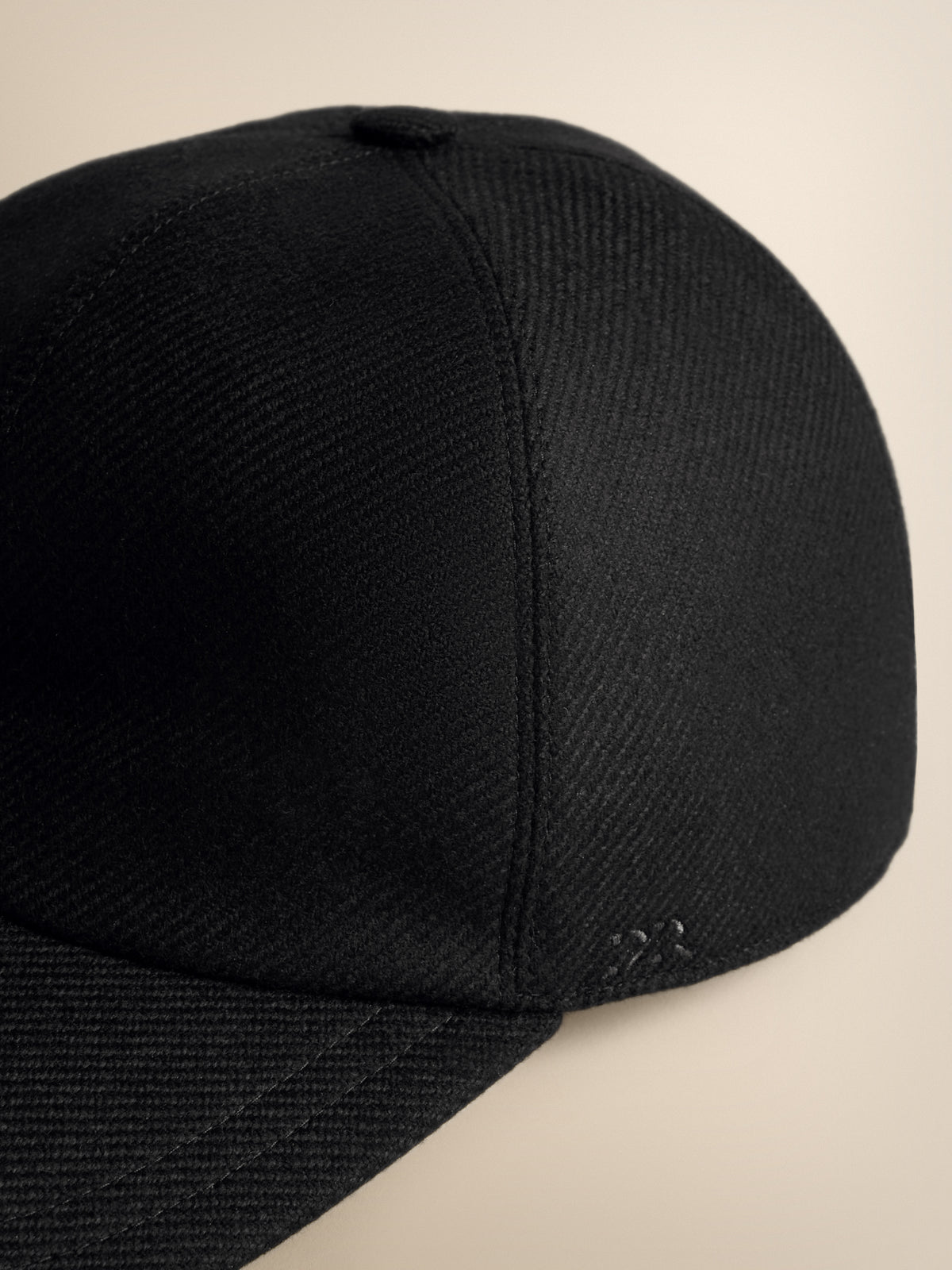 Duke Cashmere Cap Black