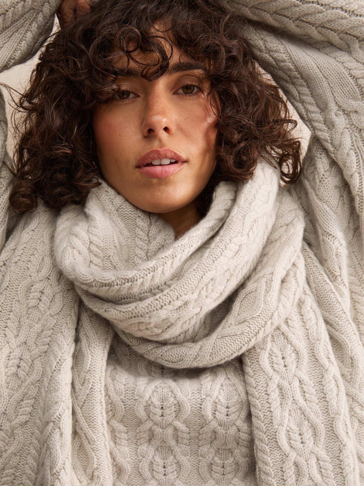 Eleanor Cashmere Cable Scarf Mist Gray