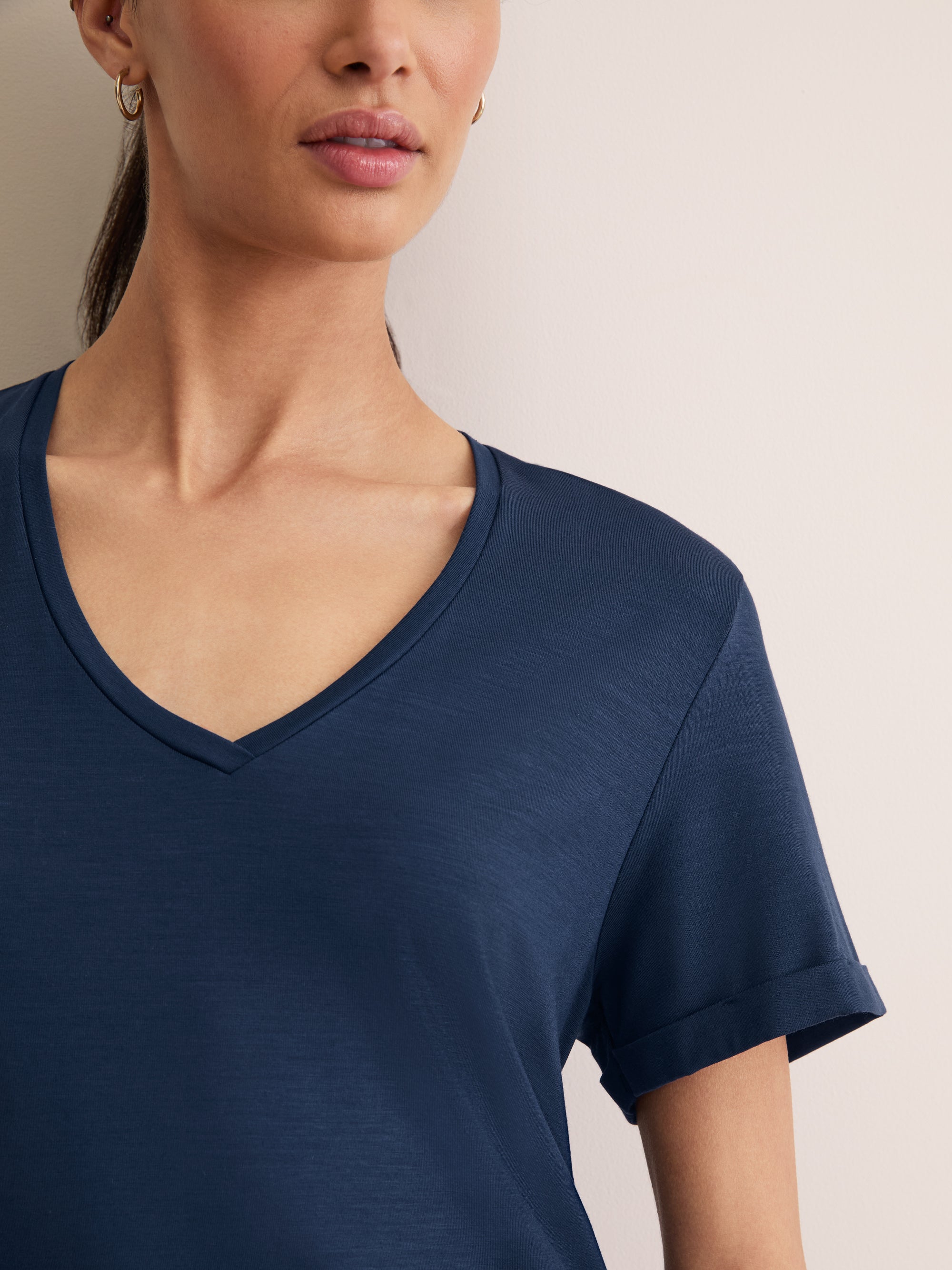 Women's V-Neck Sleep T-Shirt Lara Micro Modal Stretch Navy