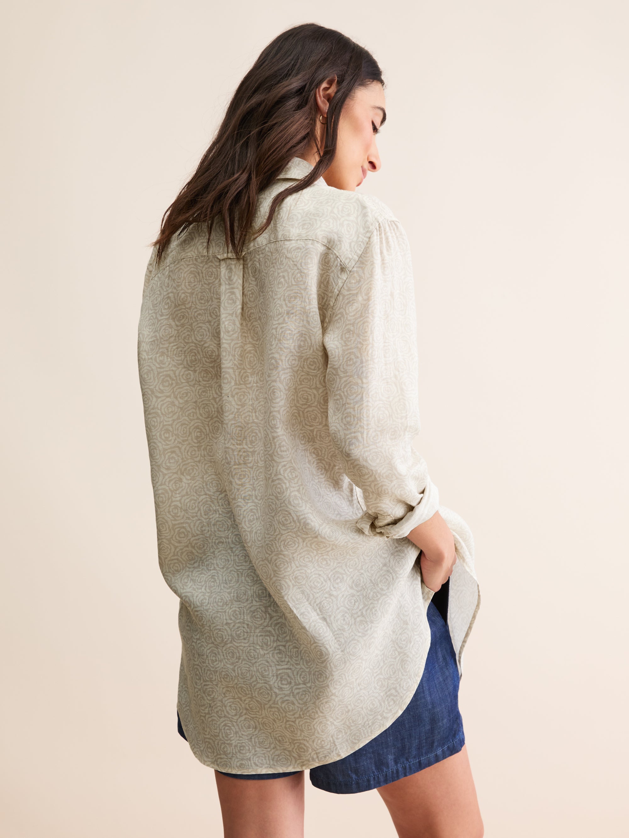 Women's Longline Shirt Milan Linen Rose Print Sand