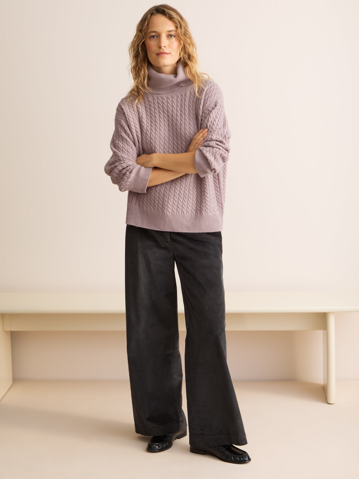 Sophie Cashmere Cable Knit Roll Neck Sweater Dusty Pink