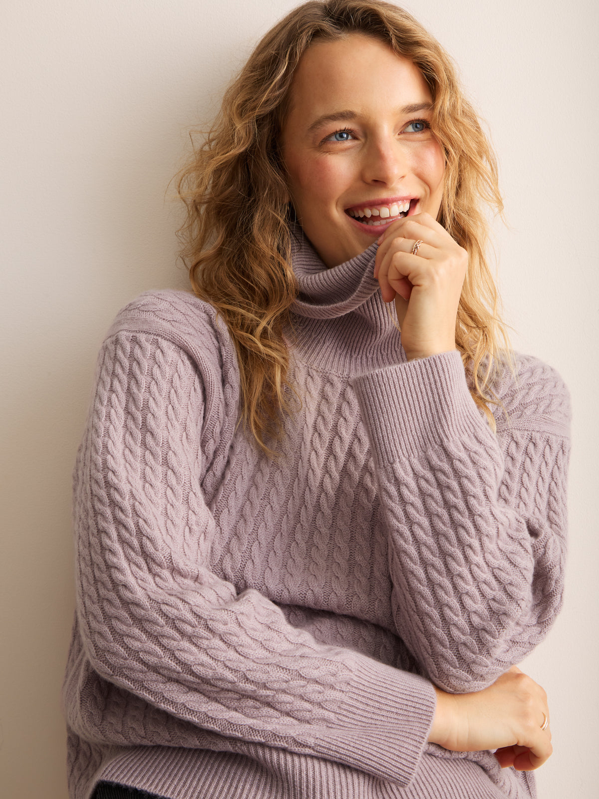 Sophie Cashmere Cable Knit Roll Neck Sweater Dusty Pink