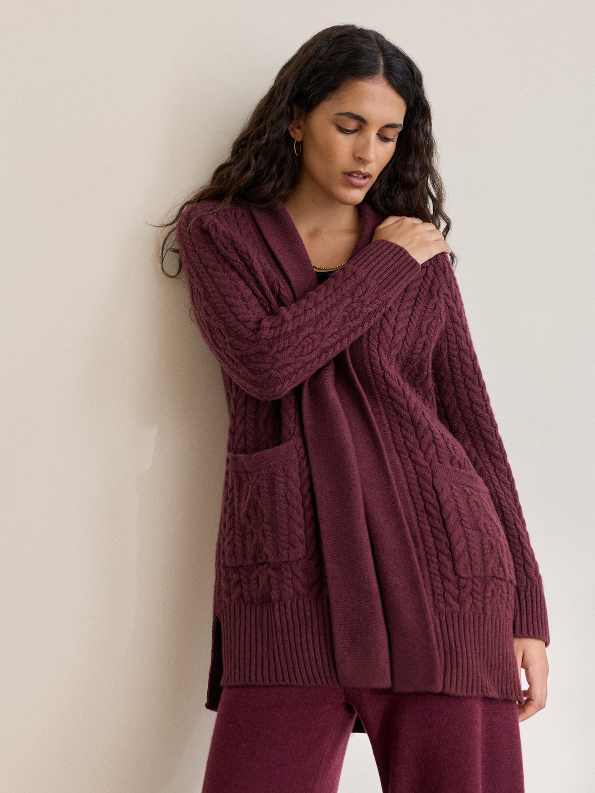 Iris Cashmere Cable Knit Cardigan Burgundy