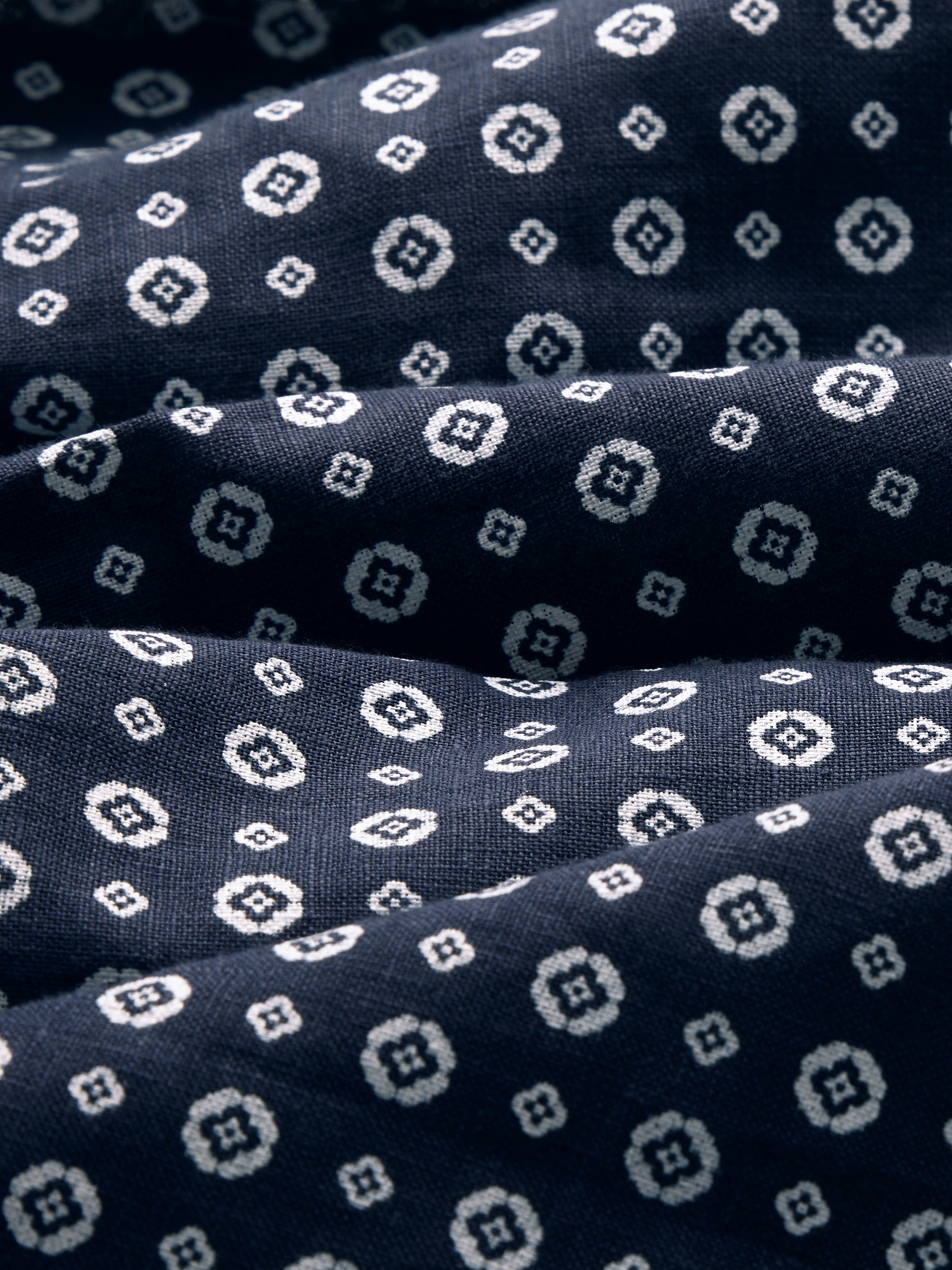 Men's Shirt Milan Linen Navy Blue & White Rose Motif