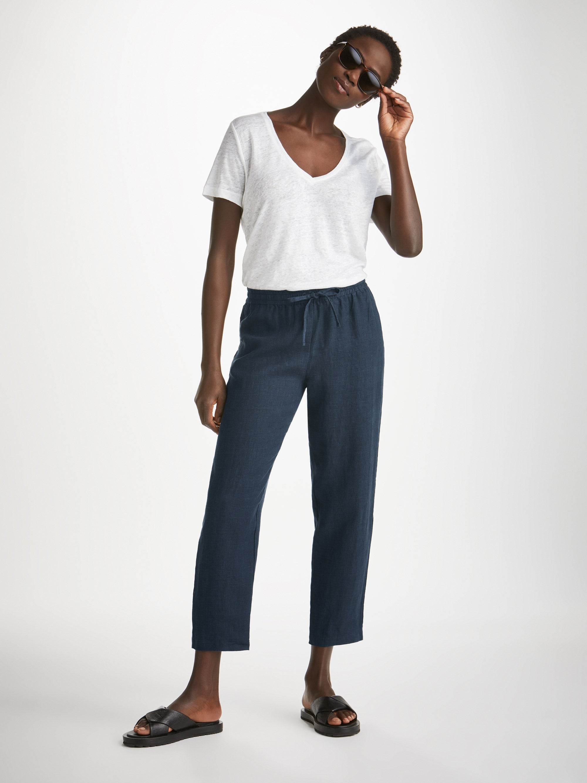 Vienna Linen Navy Women’s Pants | Derek Rose