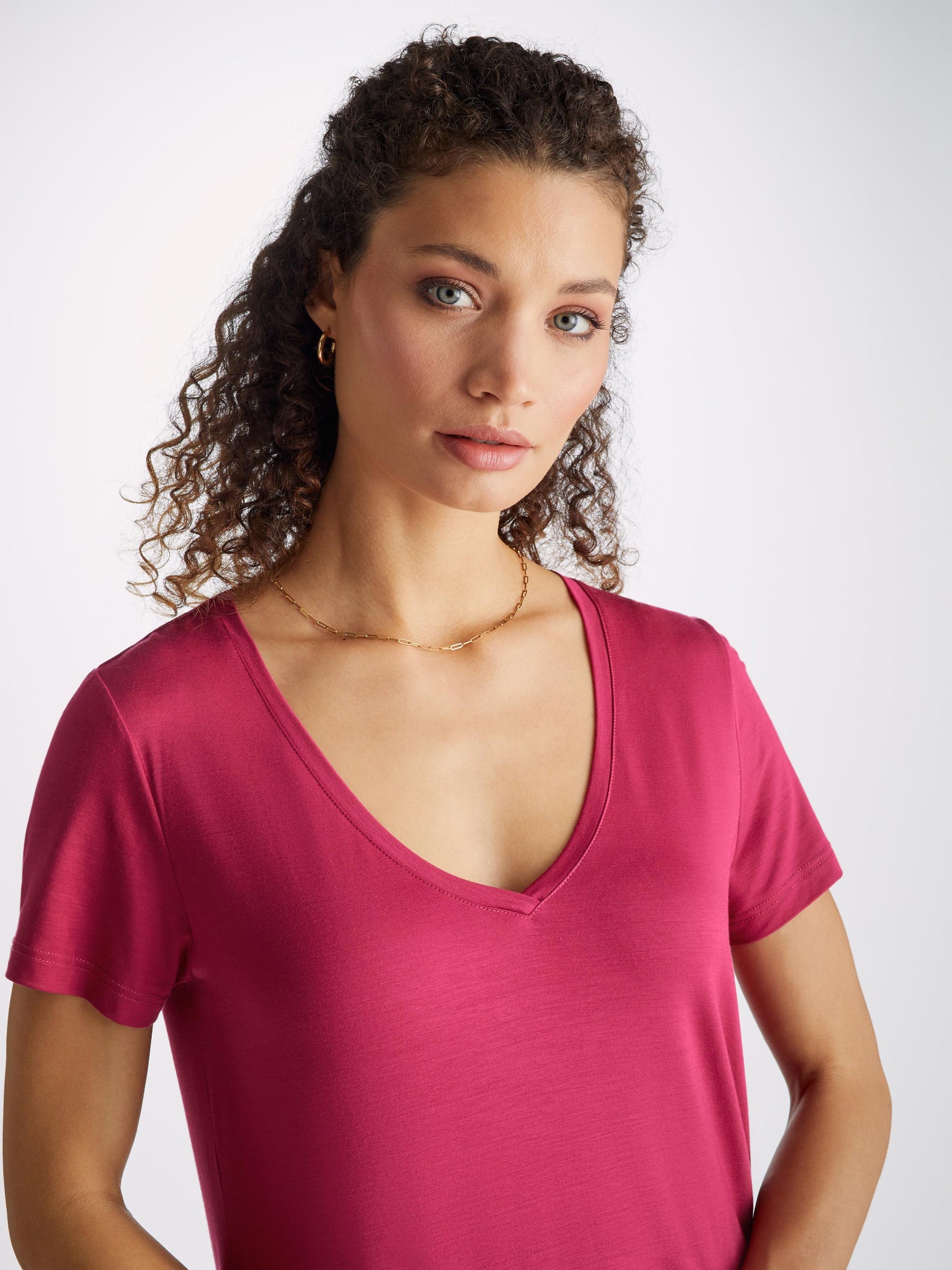 Women's V-Neck T-Shirt Lara Micro Modal Stretch Berry