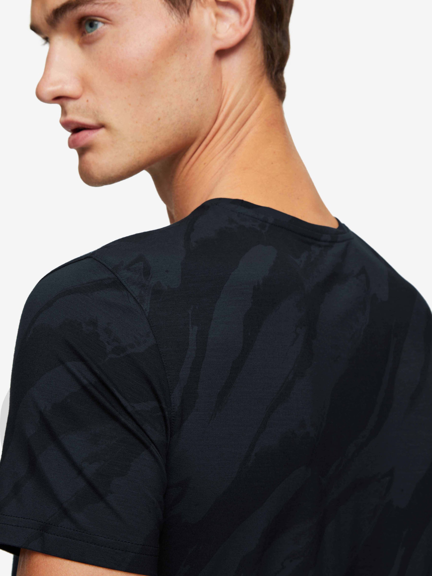 Men's T-Shirt London 8 Micro Modal Black
