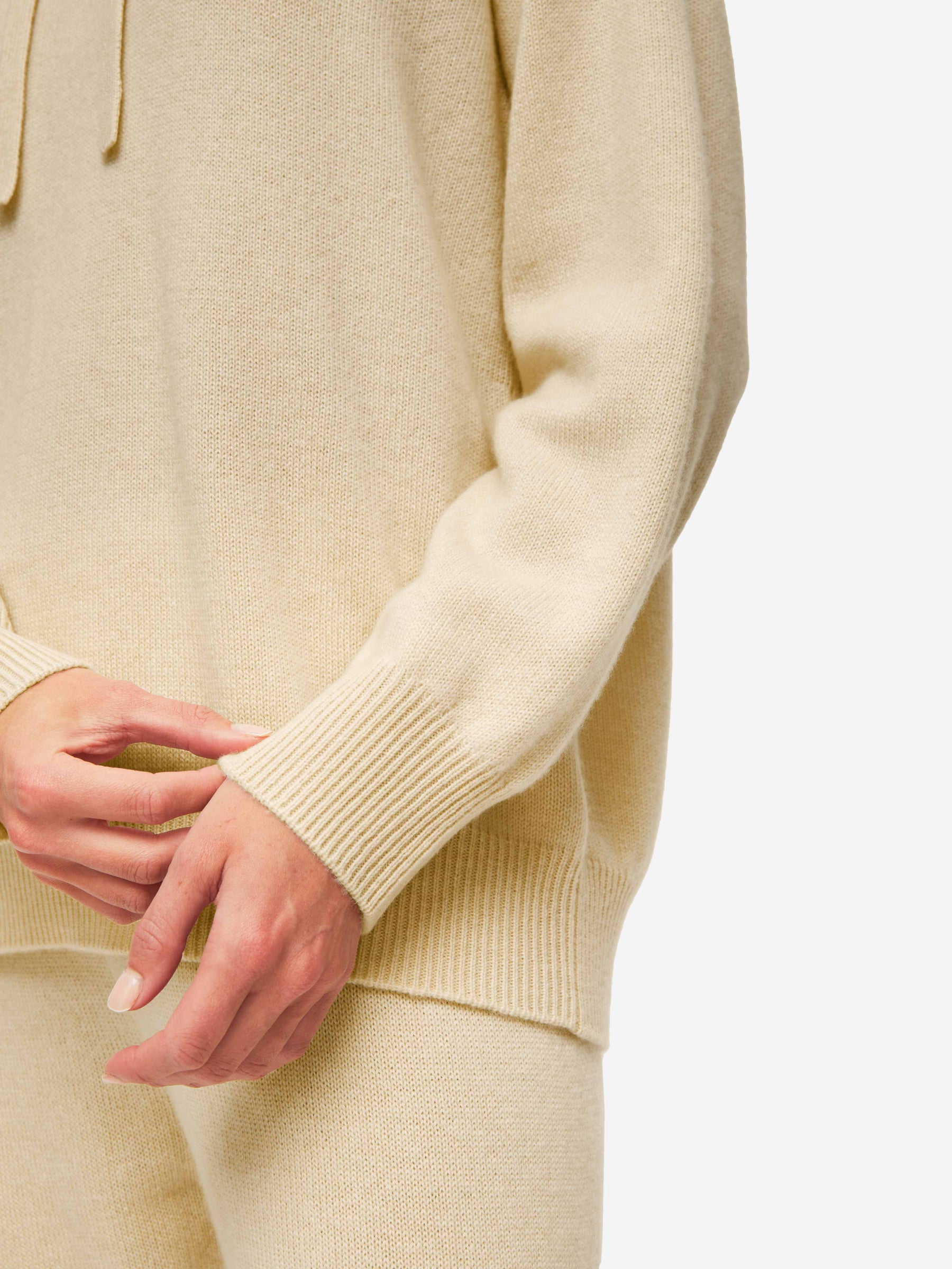 Women's Relaxed Pullover Hoodie Daphne Cashmere Beige