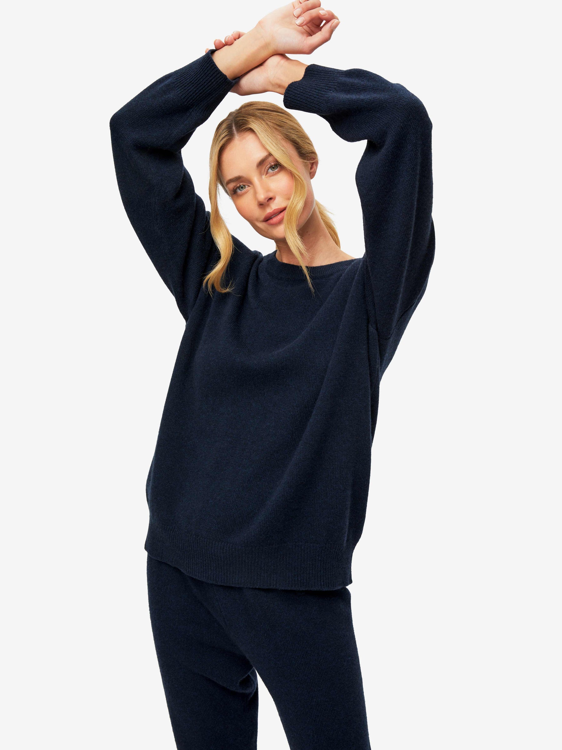 Women's Relaxed Sweater Daphne Cashmere Navy