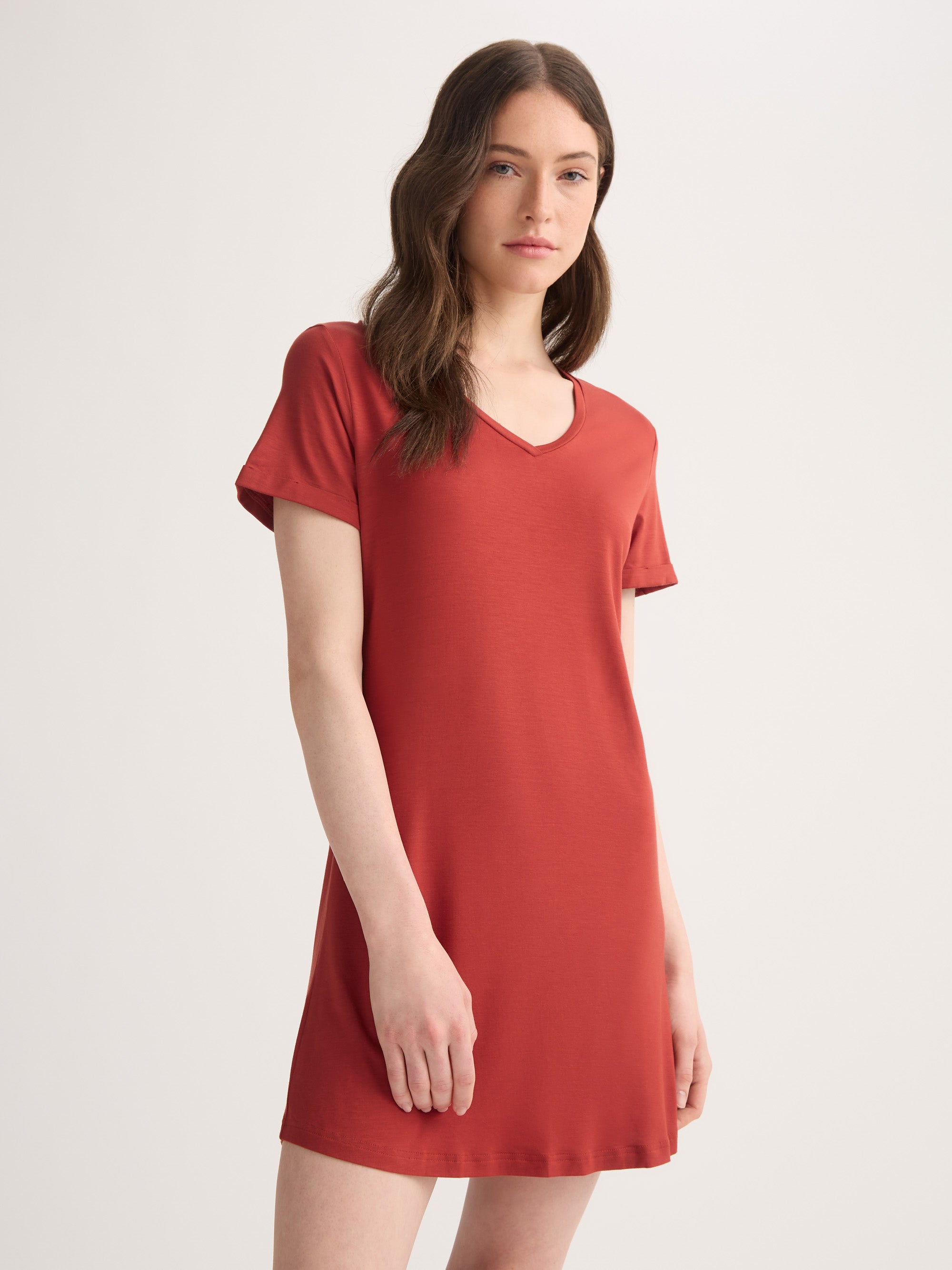 Women's V-Neck Sleep T-Shirt Lara Micro Modal Stretch Rose Red