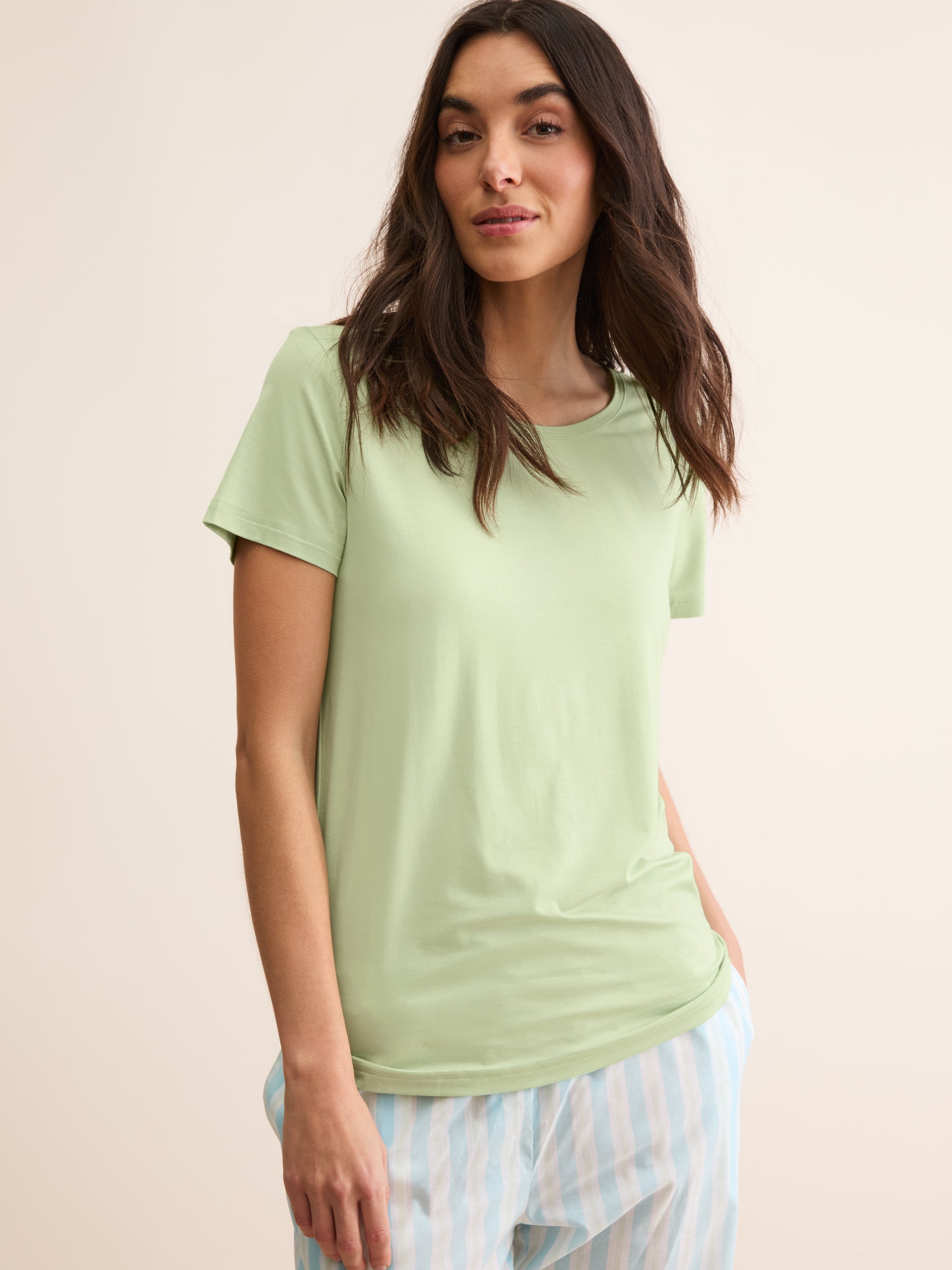 Women's T-Shirt Lara Micro Modal Stretch Pistachio Green | Derek Rose