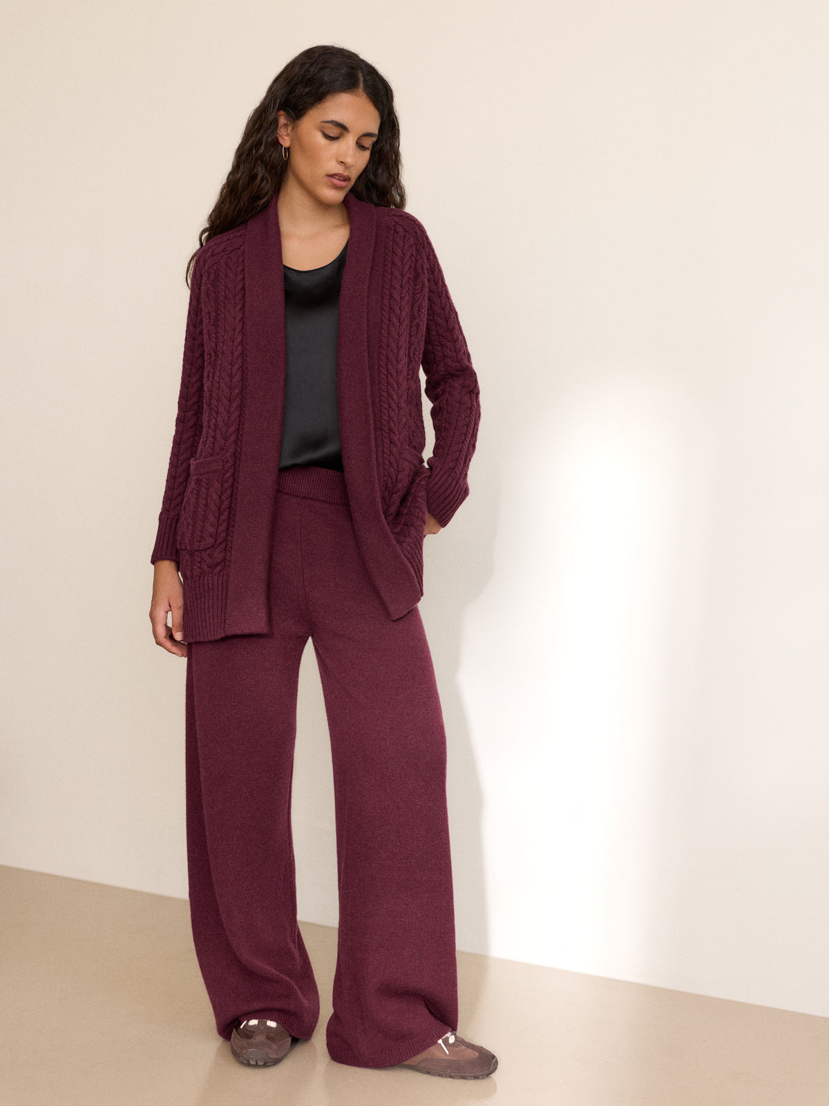 Iris Cashmere Cable Knit Cardigan Burgundy