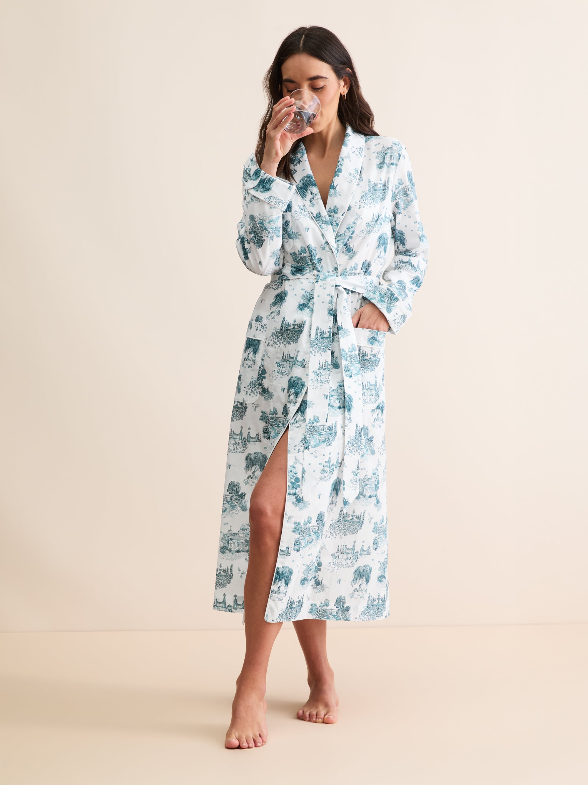 Women's Robe London Toile White