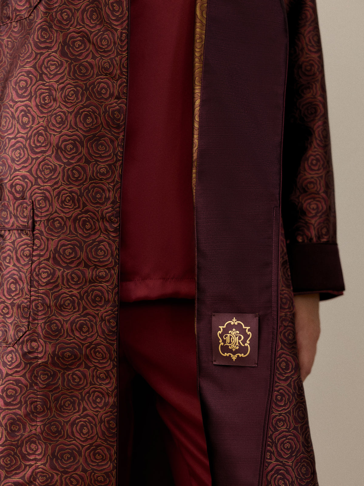 Verona Silk Jacquard Dressing Gown Red Rose