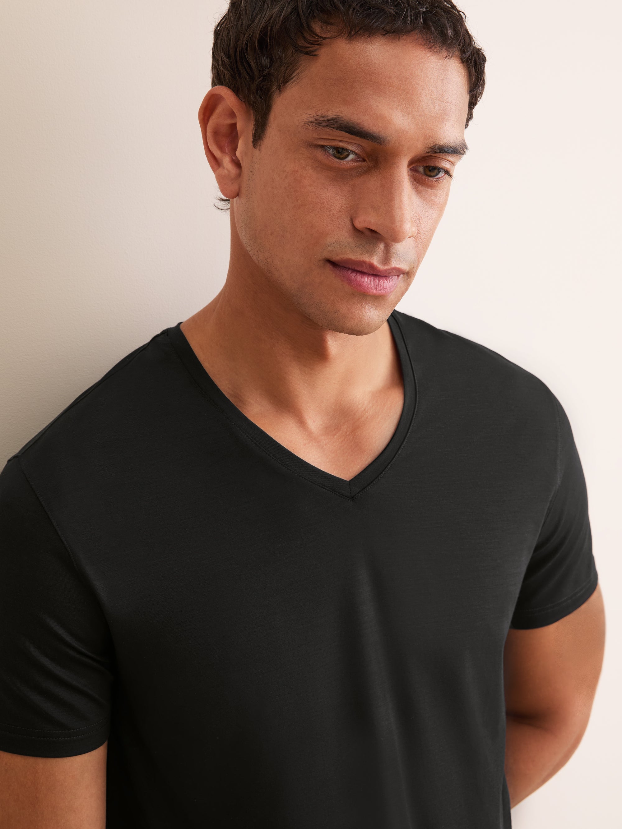 Men's V-Neck T-Shirt Basel Micro Modal Stretch Black