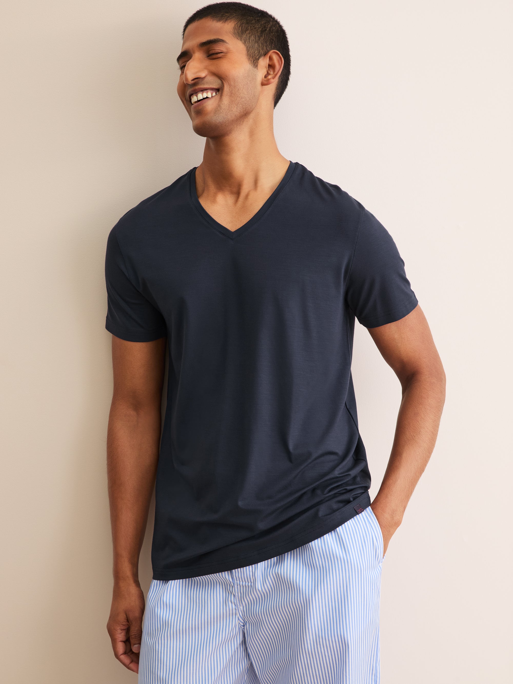 Men's V-Neck T-Shirt Basel Micro Modal Stretch Navy