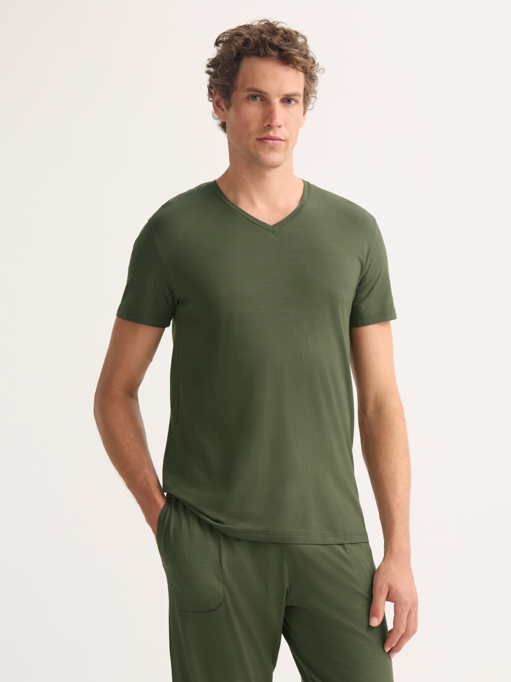 Men's V-Neck T-Shirt Basel Micro Modal Stretch Evergreen
