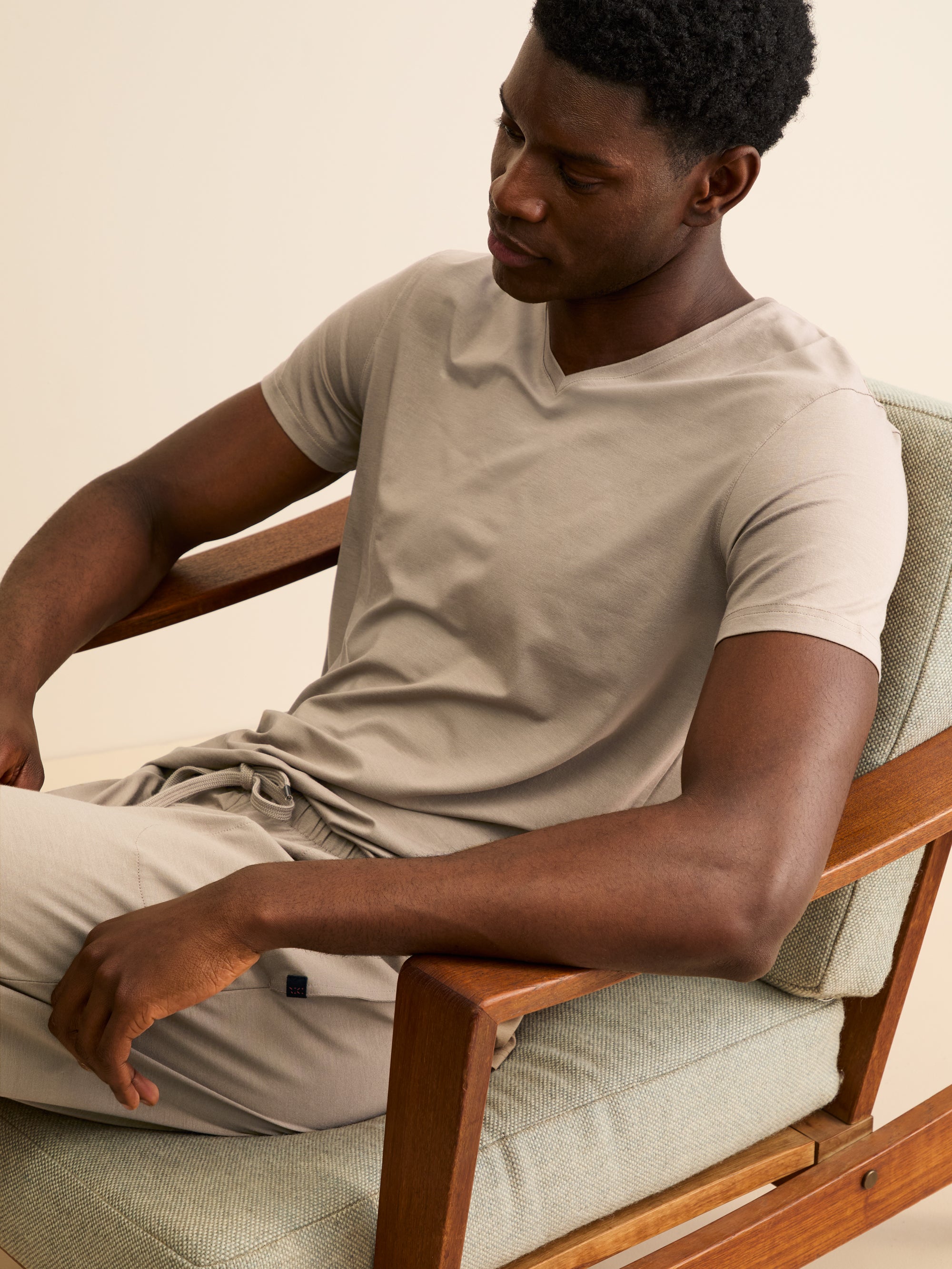 Men's V-Neck T-Shirt Basel Micro Modal Stretch Taupe