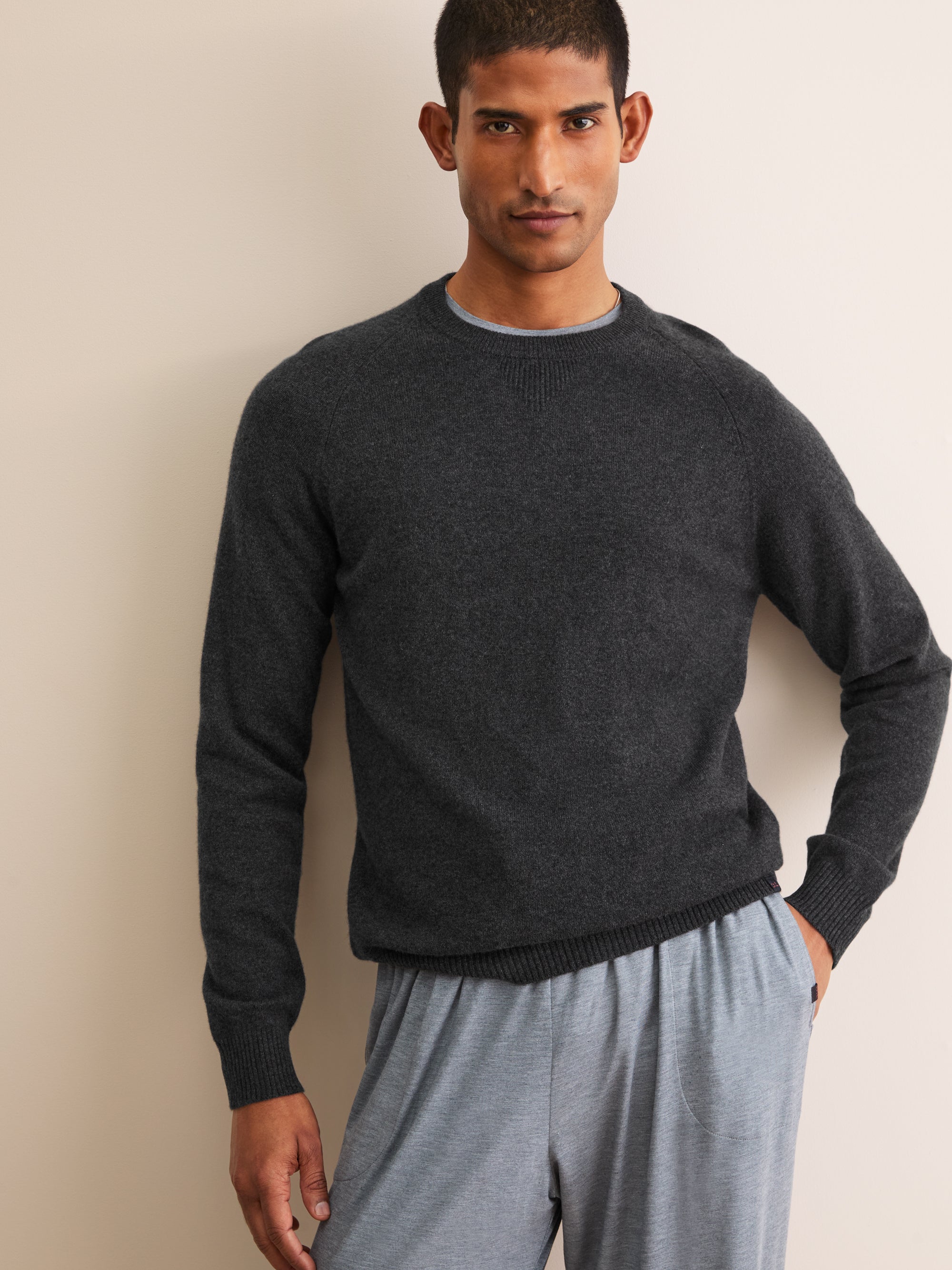 Men's Finley Cashmere Sweater Charcoal Grey | Derek Rose