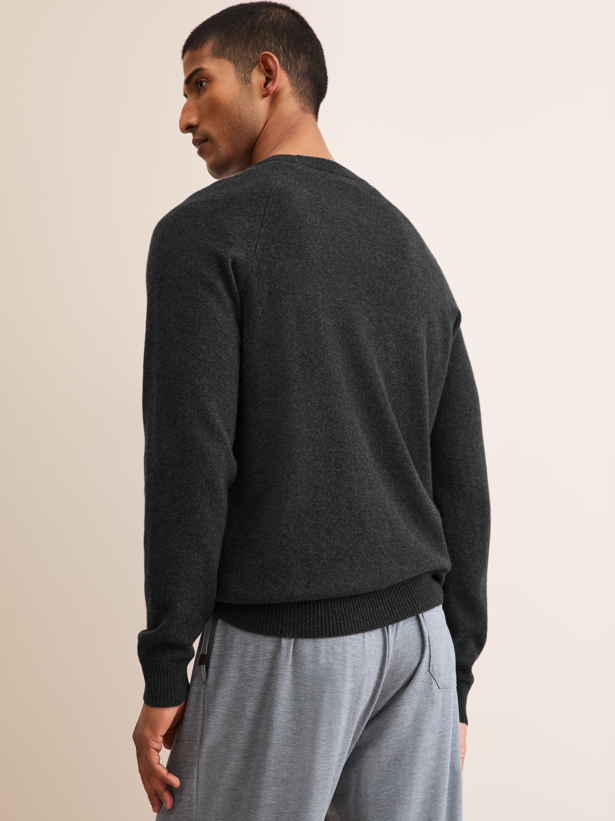 Men's Finley Cashmere Sweater Charcoal Grey | Derek Rose
