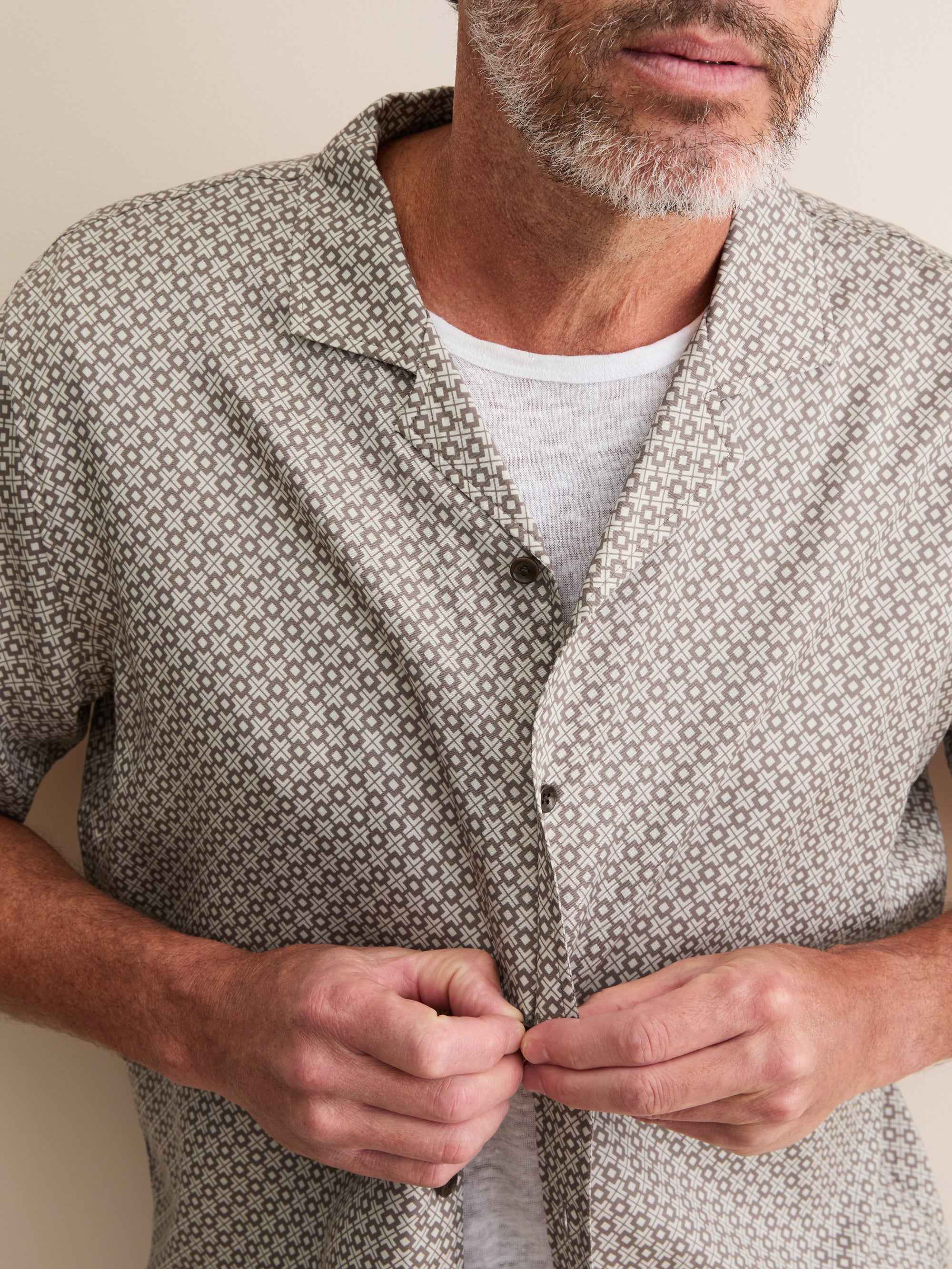 Men's Short Sleeve Shirt London Geo Cross Taupe