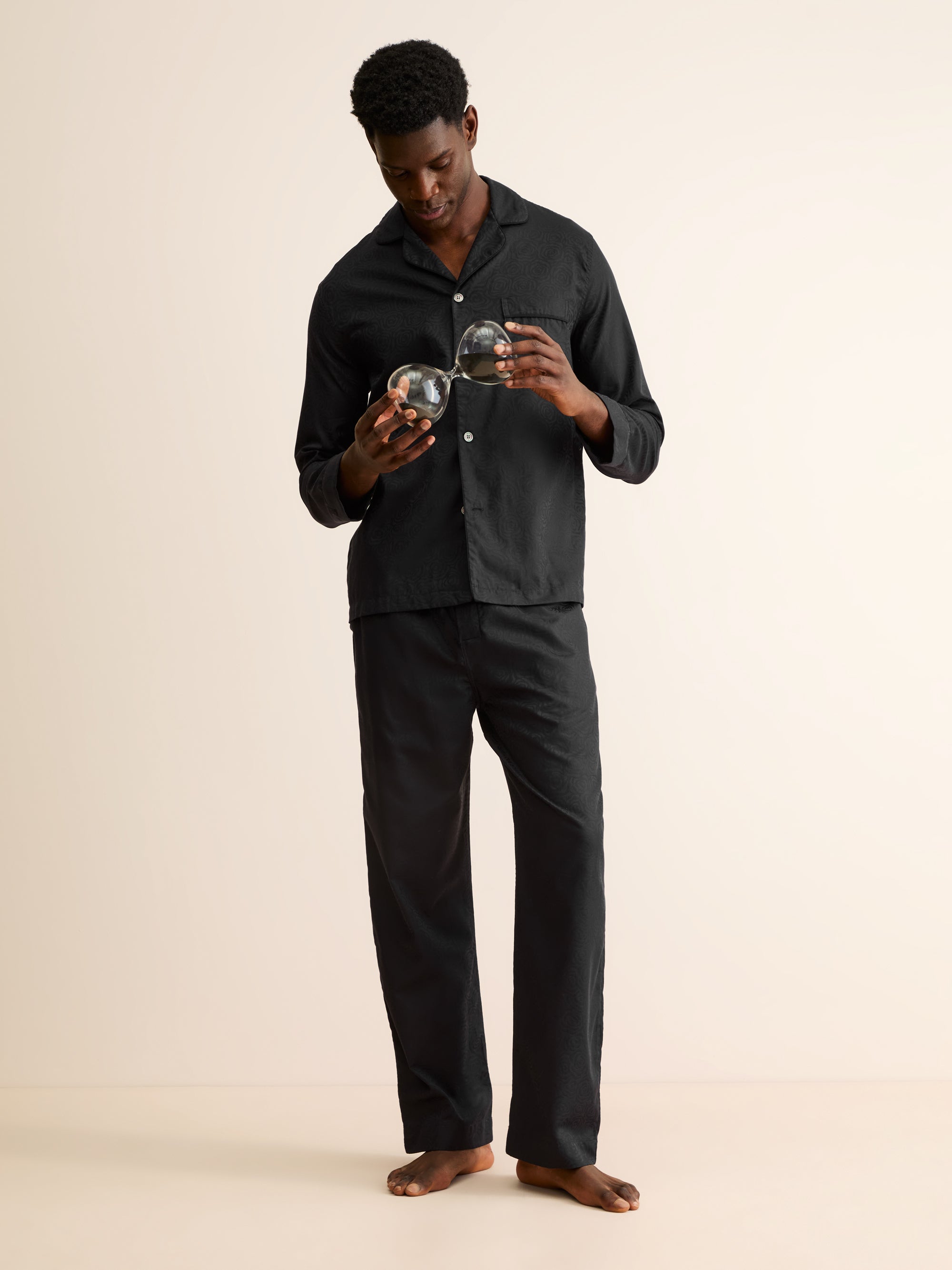 Men's Classic Fit Pyjamas Paris Cotton Jacquard Black Rose