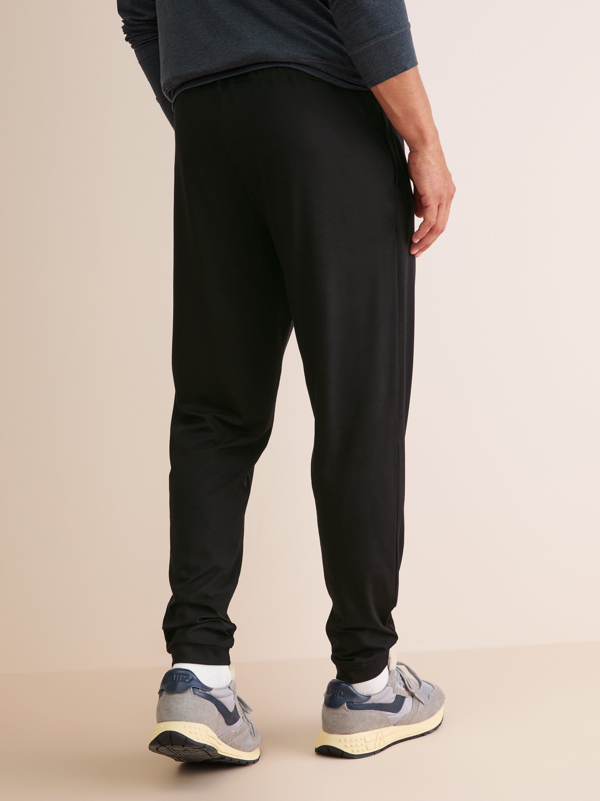 Men's Basel Micro Modal Track Pants Black | Derek Rose