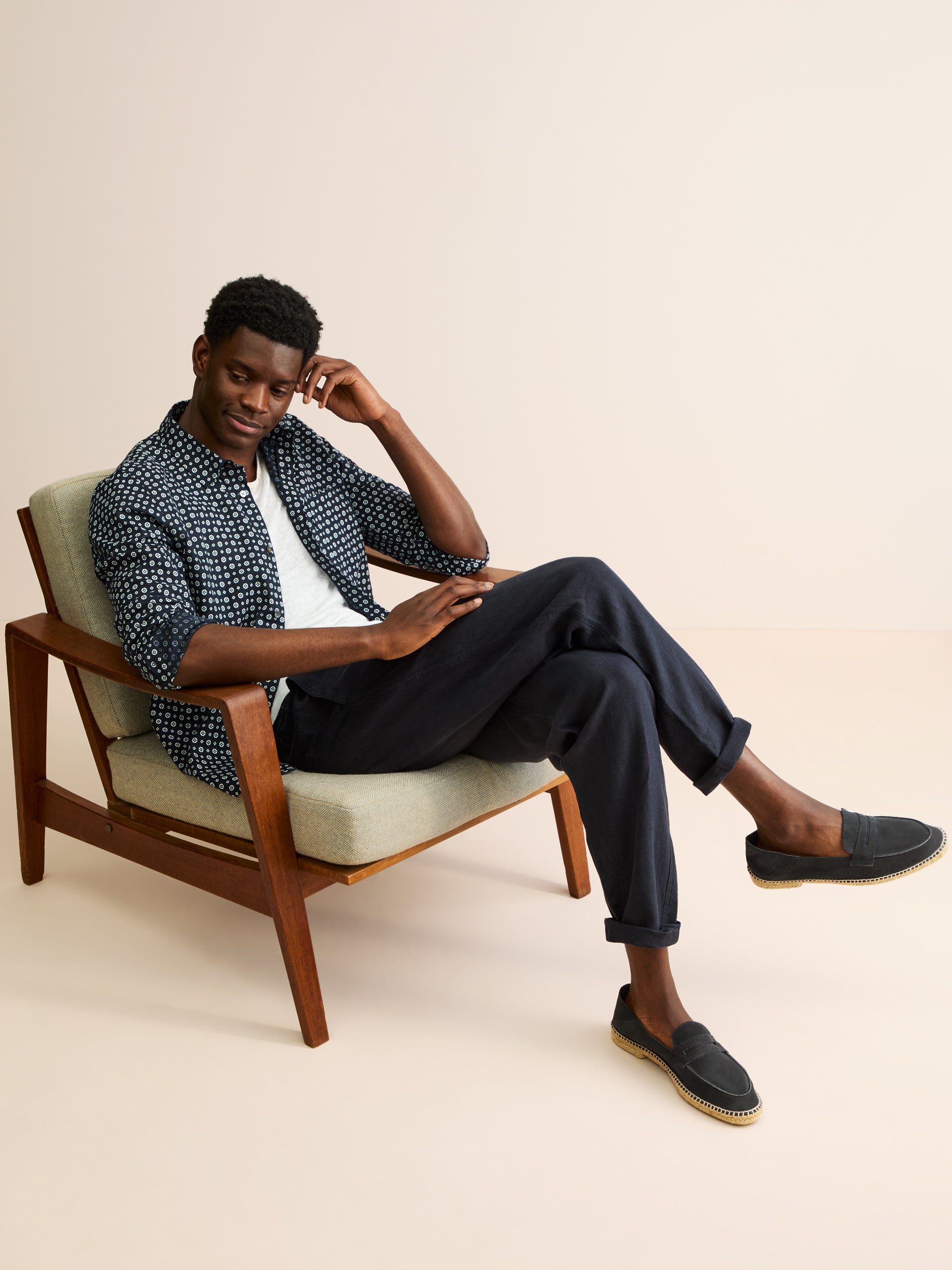 Men's Shirt Milan Linen Navy Blue & White Rose Motif