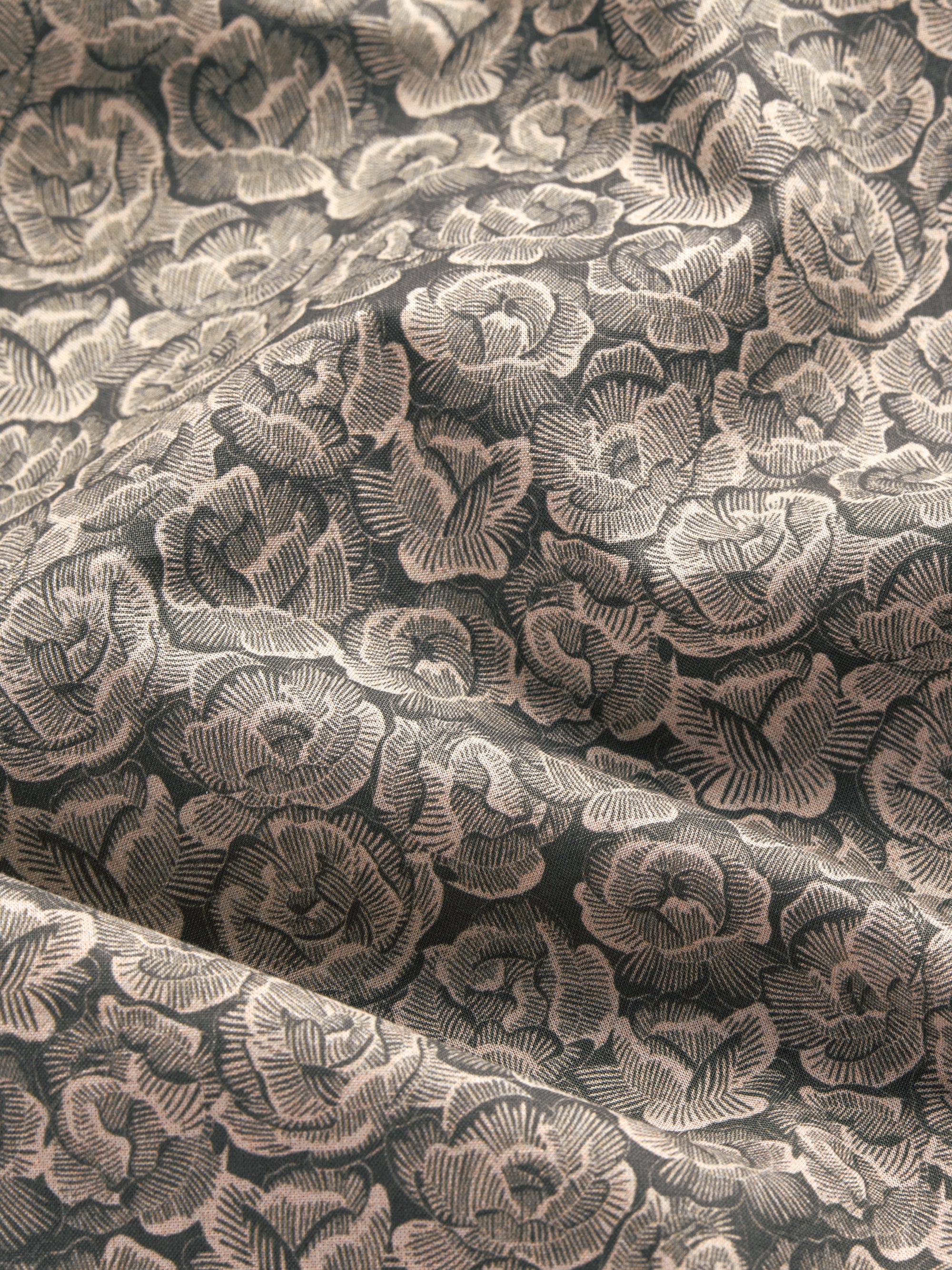 Men's Classic Fit Boxers Cotton Batiste Camo Green Rose Print