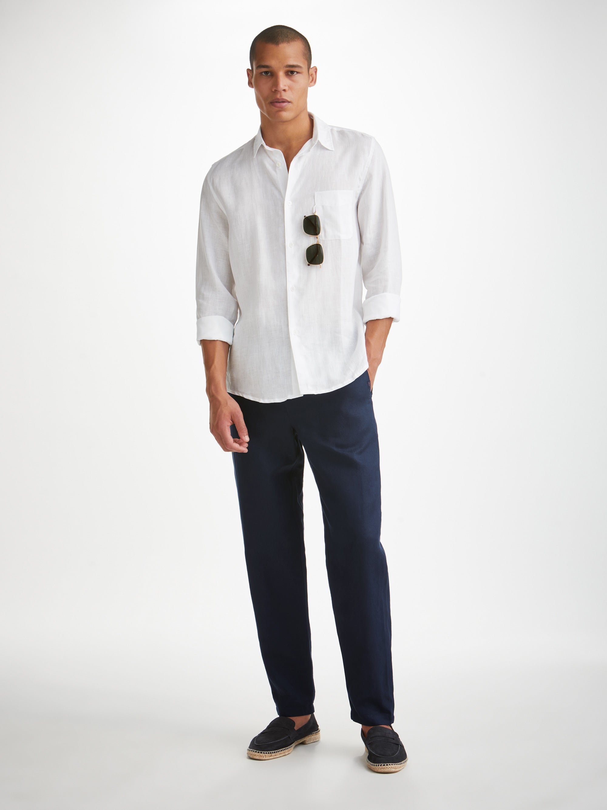 The Best Linen Pants for Men in 2020 - Summer Casual | Mens linen pants, Linen  trousers for men, Linen pants outfit