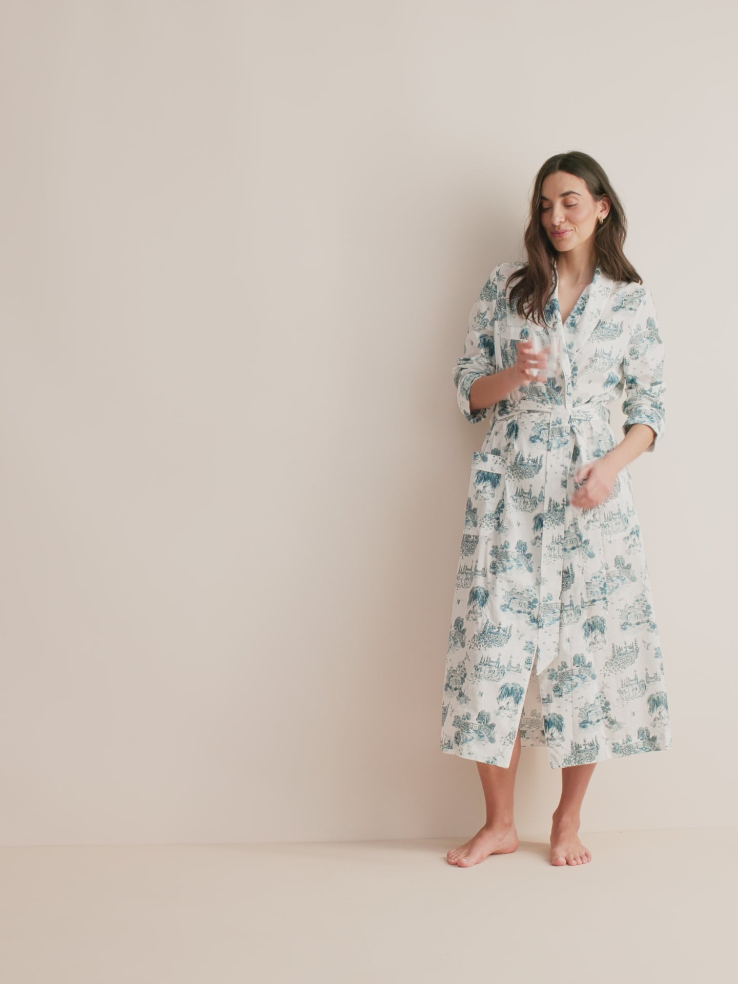 Women's Robe London Toile White