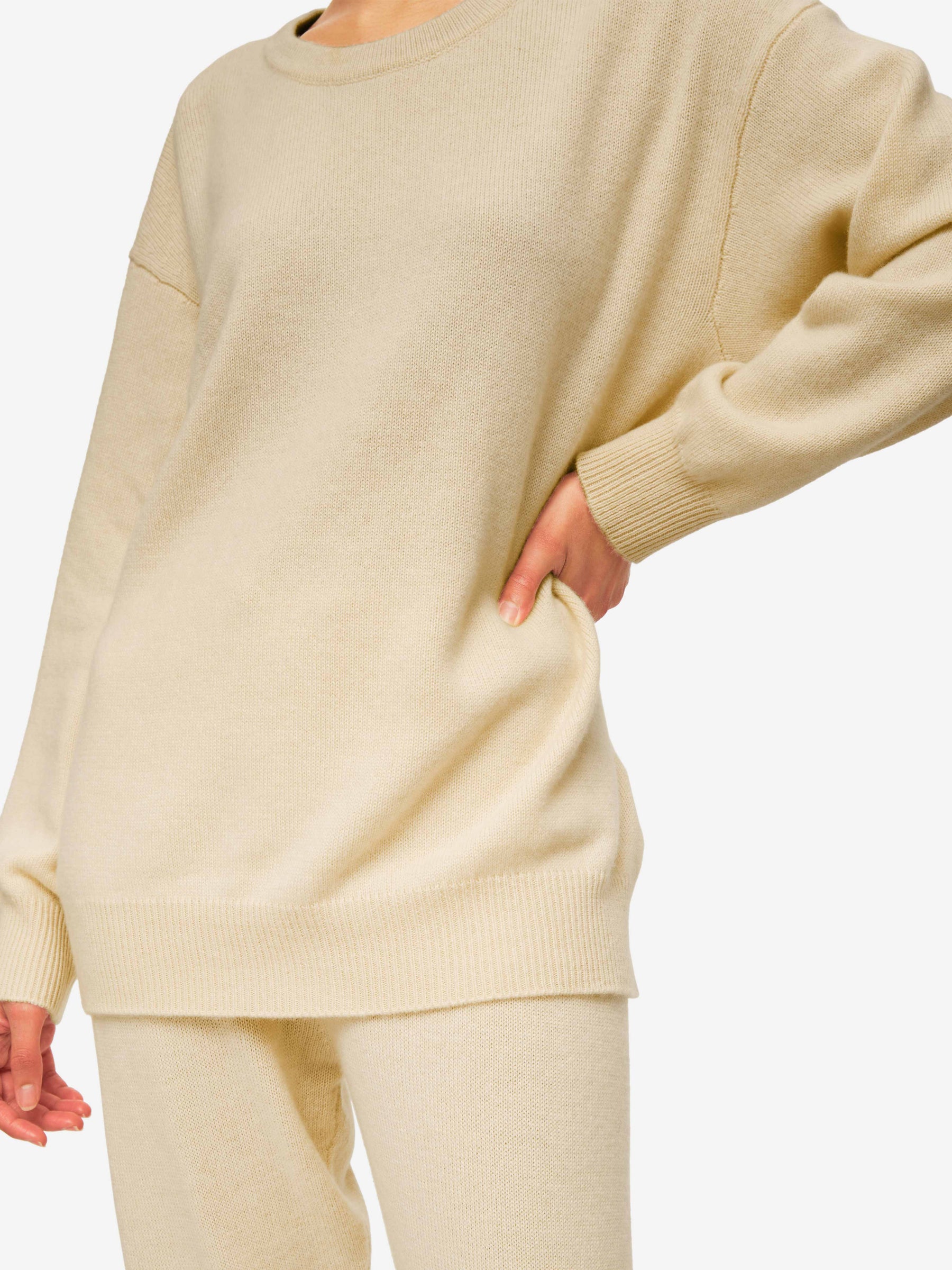 Women's Relaxed Sweater Daphne Cashmere Beige